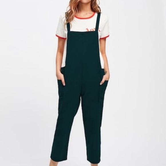 ONLY ONE LEFT! Pocket Side Overalls - Picture 5 of 8